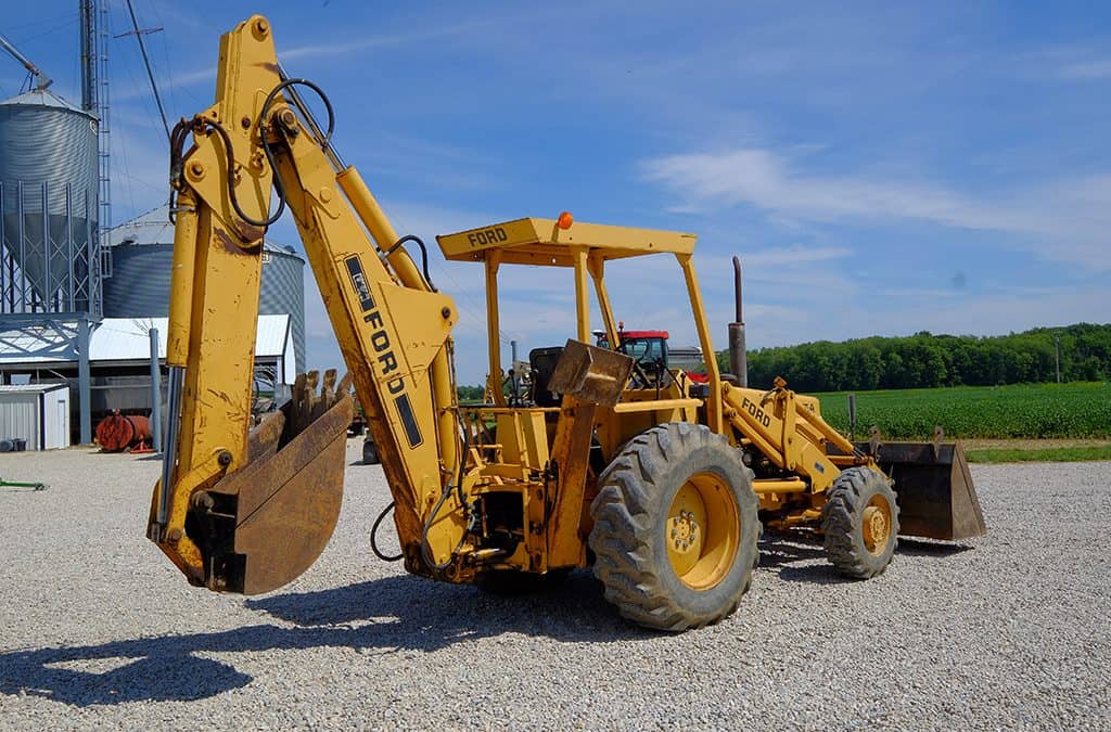 1987 FORD 655A BACKHOE   $14,000.00