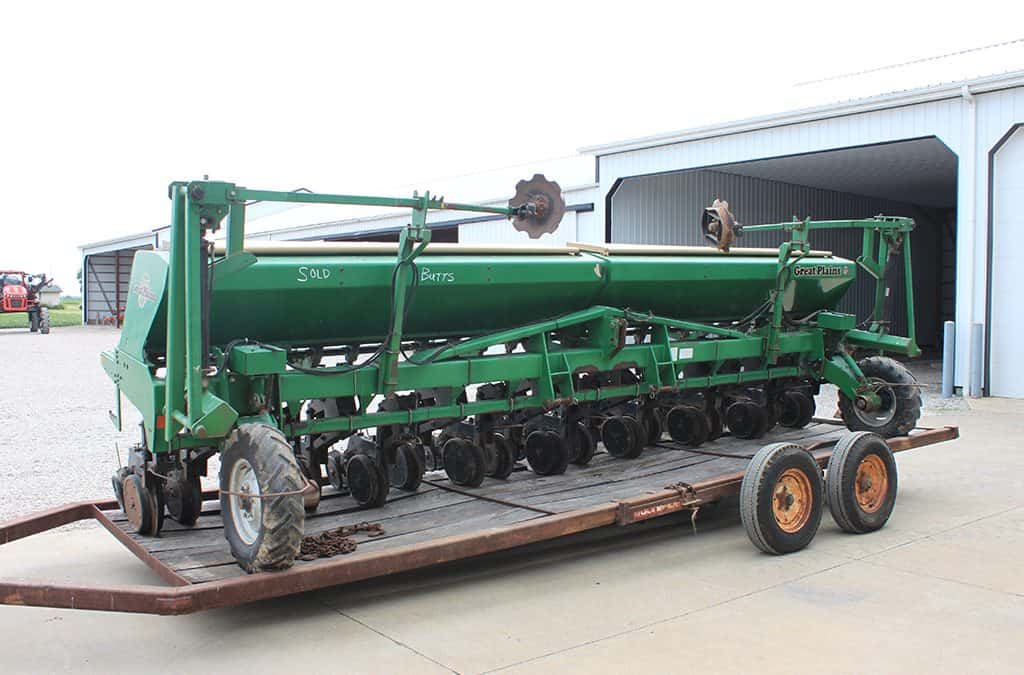 GREAT PLAINS 20’ 3 PT GRAIN DRILL   $3,500.00