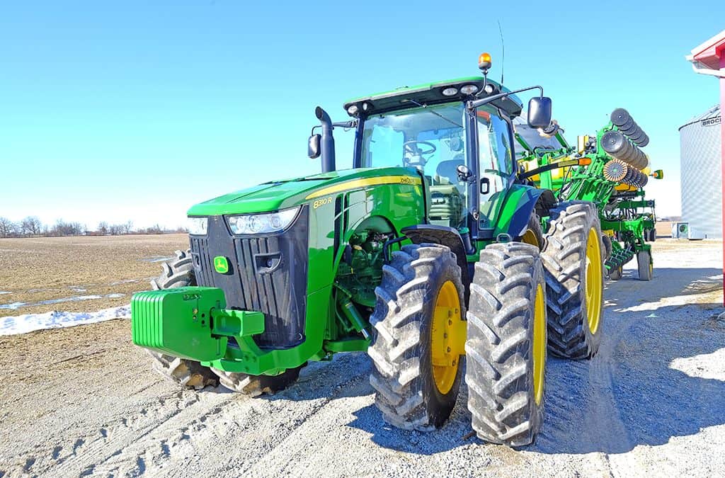 2011 JD 8310R Tractor