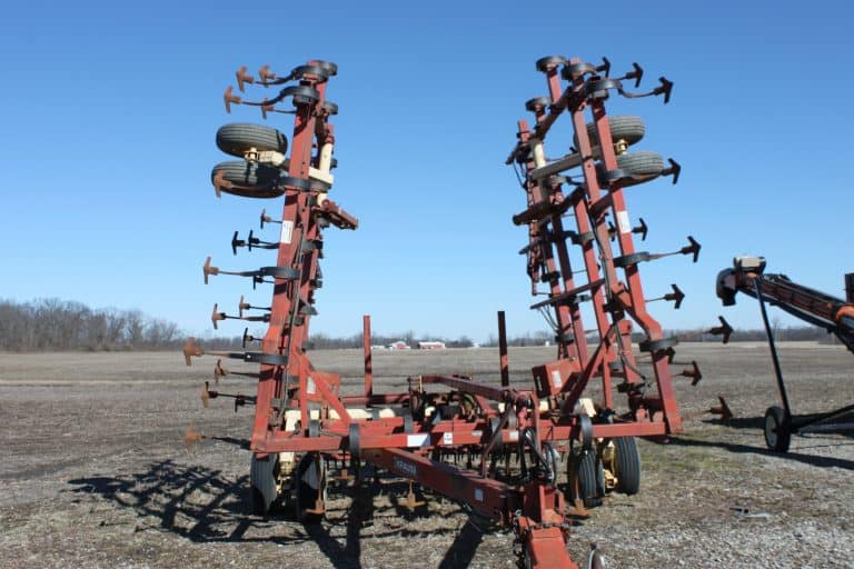 Krause 4231 HR Field Cultivator Wilson National