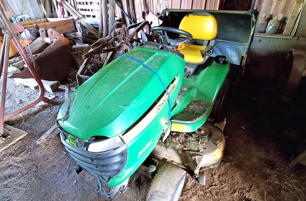 JD X360 Riding Mower