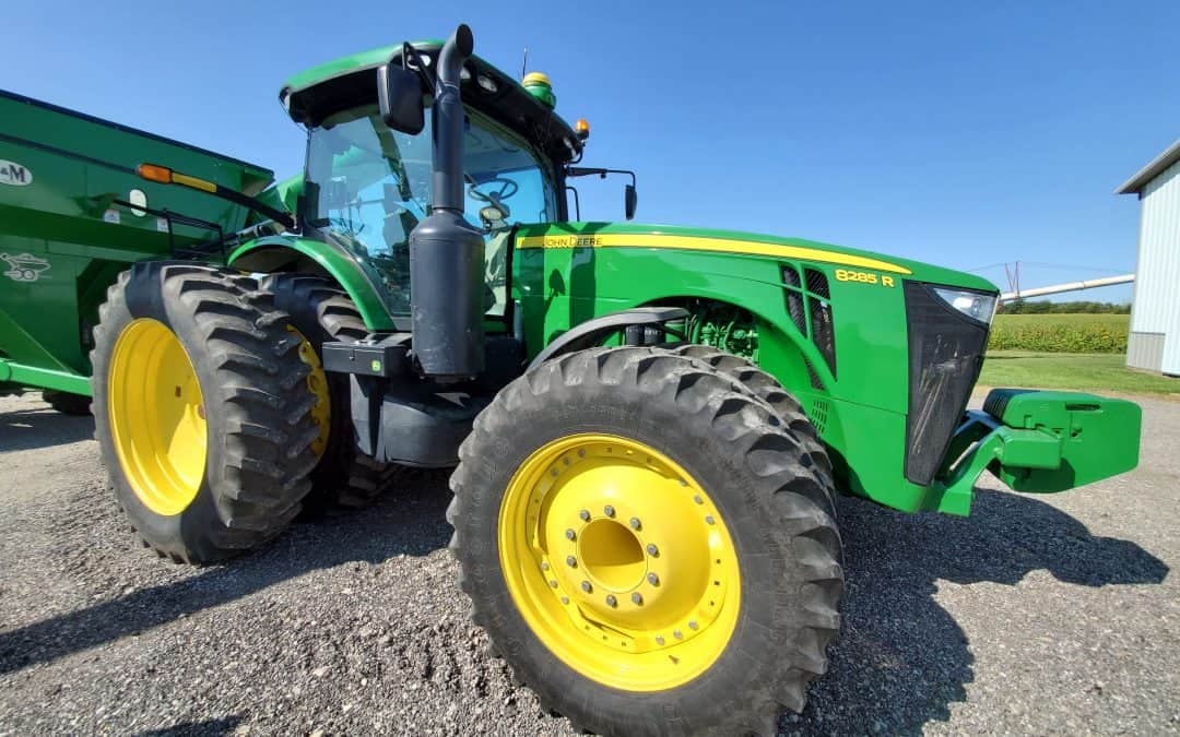 2013 John Deere 8285R Tractor