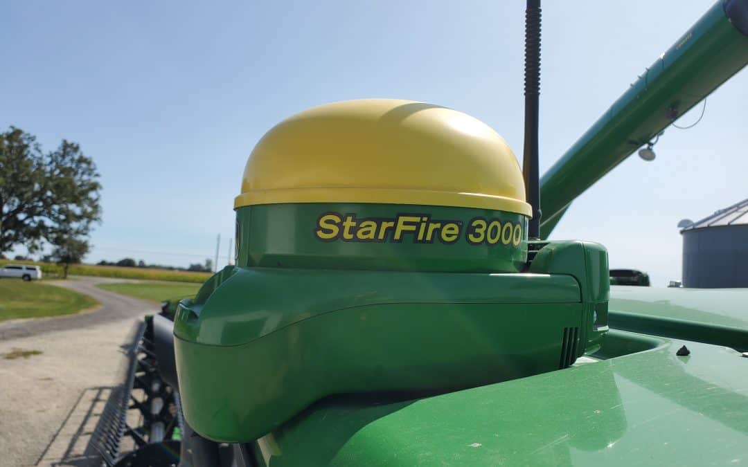 John Deere 3000 GPS Receiver SF2 Ready RTK (1 of 2)