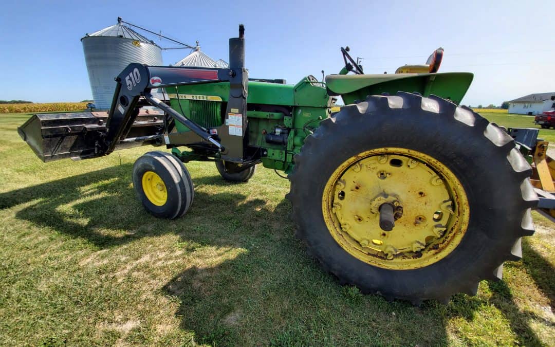 1972 John Deere 4020 w/ Koyker 510 Loader