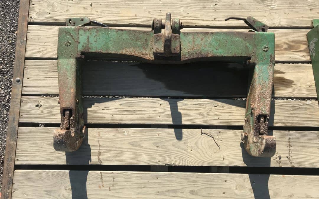 John Deere Quick Hitch (1 of 2)