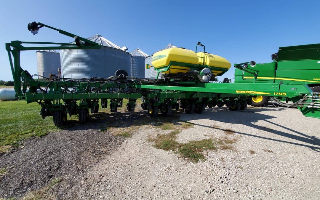 2016 JD 1795 16/32 CCS Planter