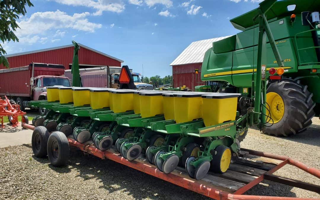 1995 JD 7340 Planter