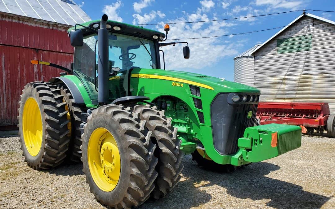 2010 JD 8320R Tractor