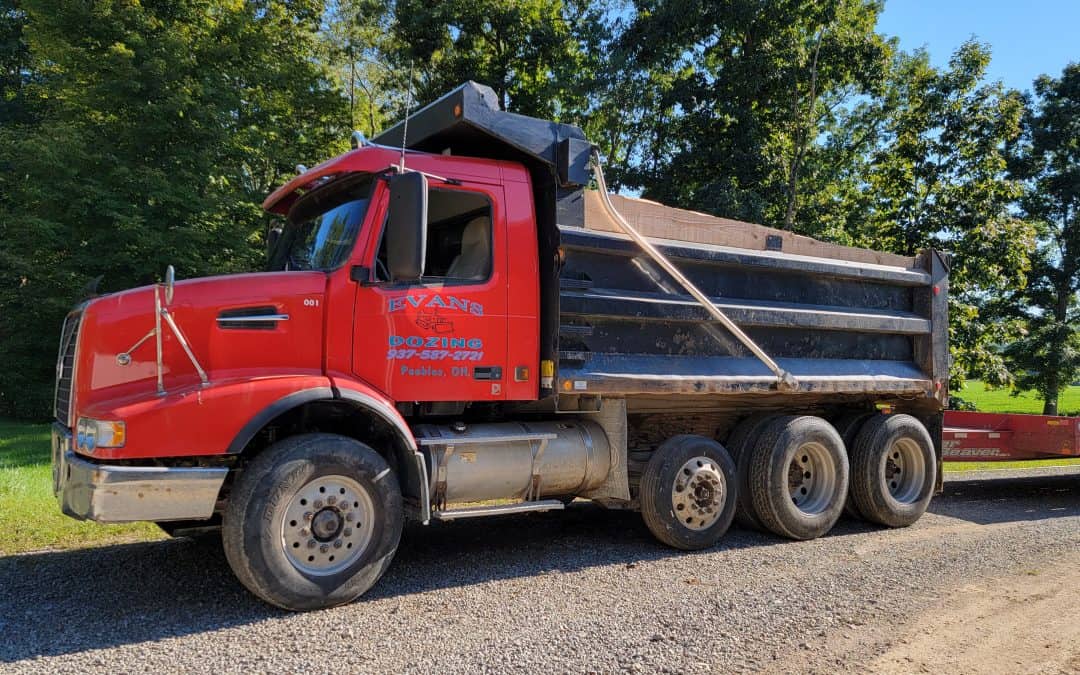 2004 Volvo VHD 465 Dump Truck