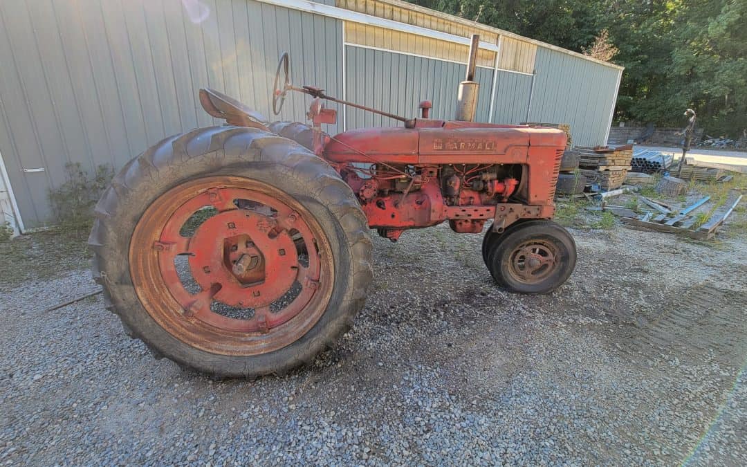 Farmall Super H Tractor