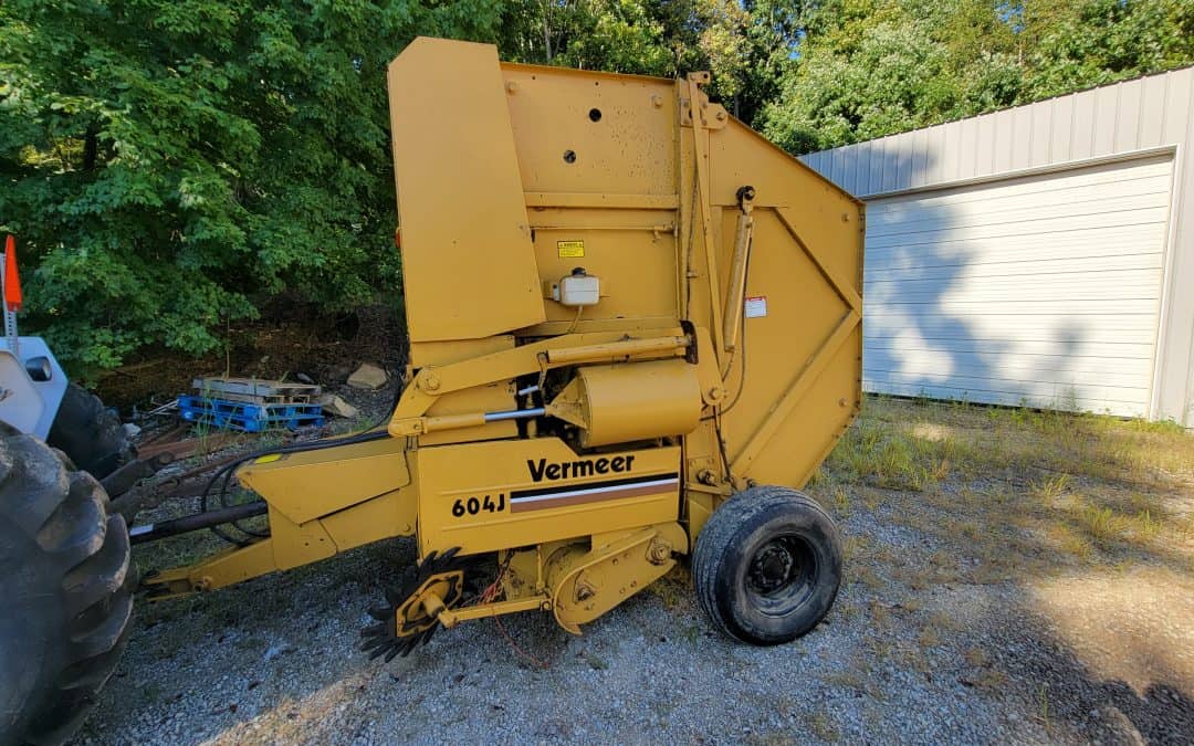 Vermeer 604J Round Baler