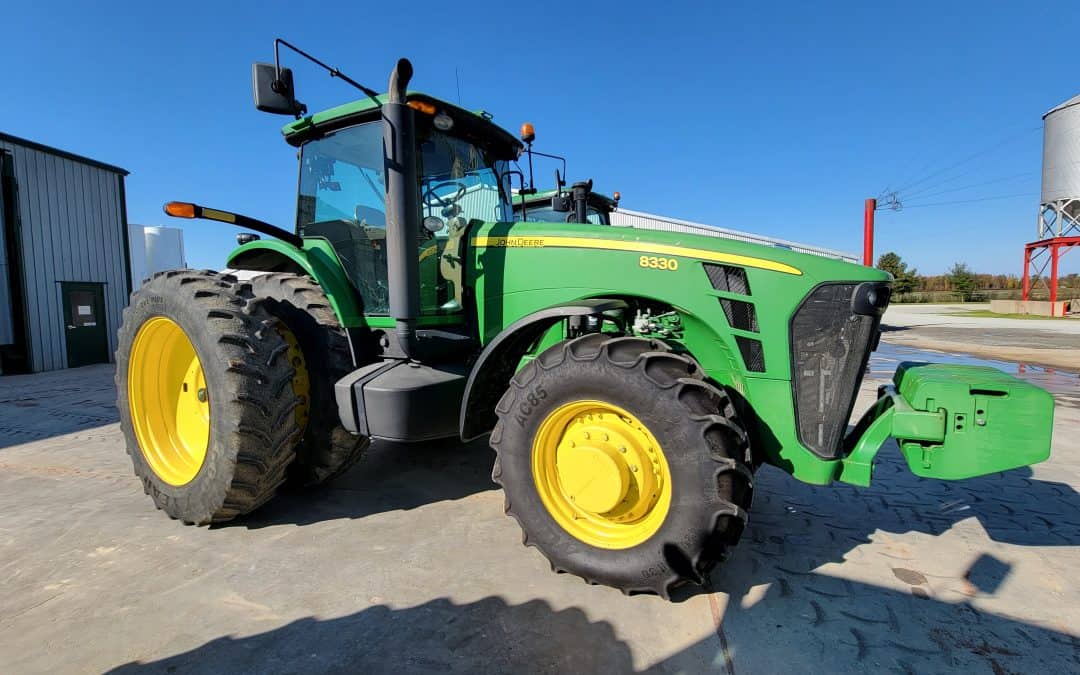 2009 JOHN DEERE 8330