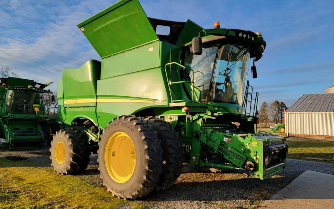 2014 JOHN DEERE S690