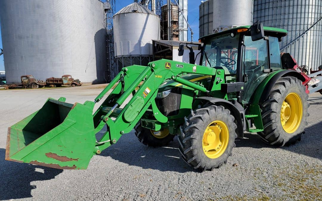 2016 JOHN DEERE 5115M