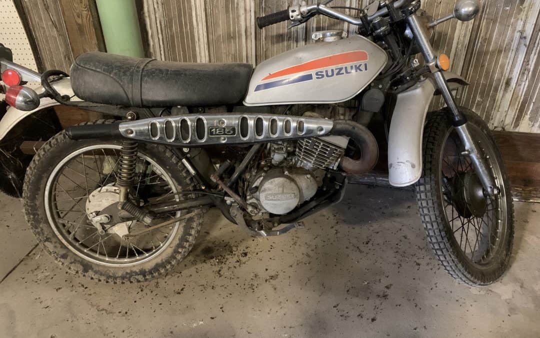 SUZUKI 185 MOTORCYCLE