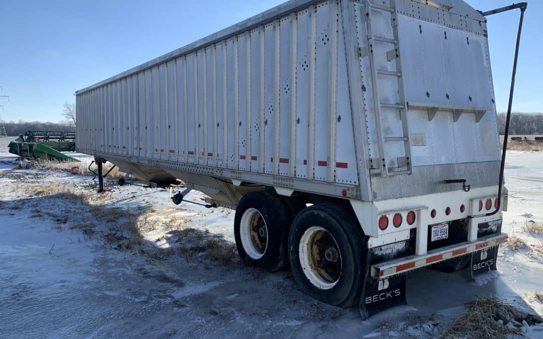 1982 STOUGHTON TRAILER