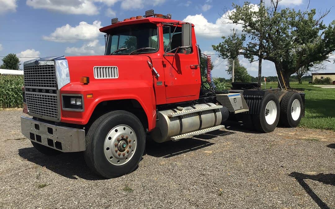 1986 Ford LTL 9000 Day Cab Semi