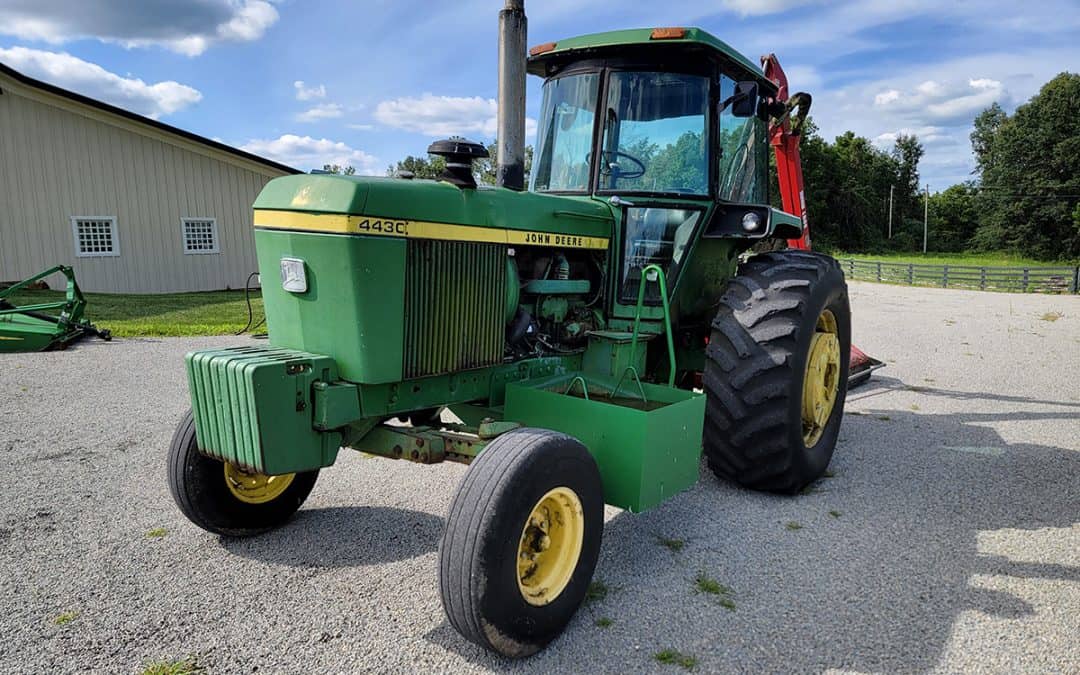 John Deere 4430