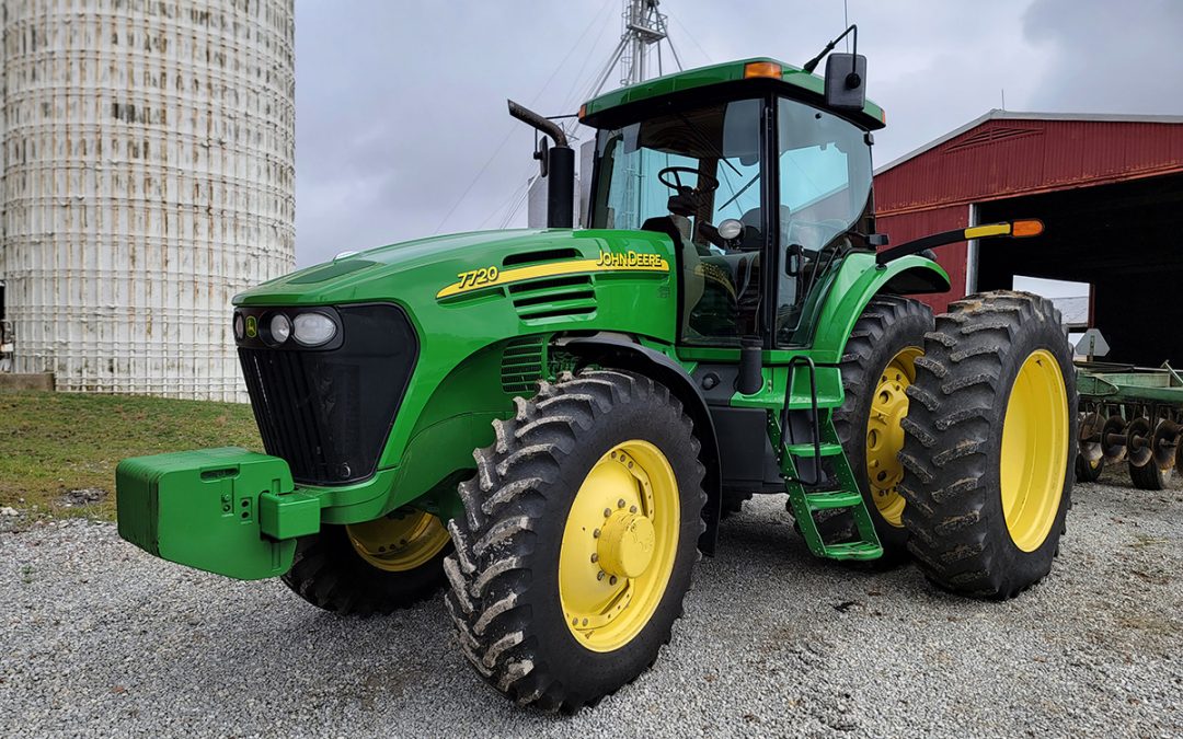 2004 JD 7720 Tractor