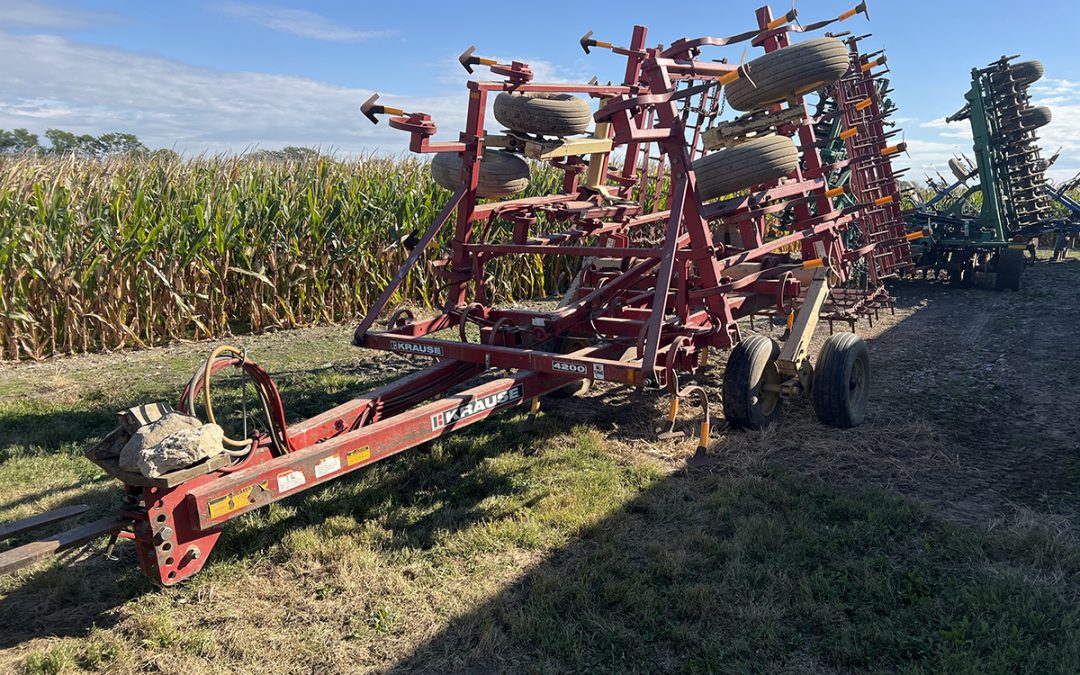 Krause 4200 Field Cultivator