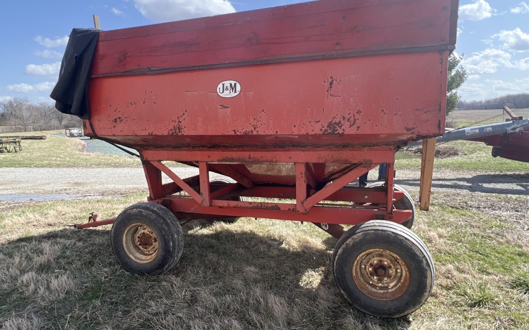 J&M 250 Bushel Wagon