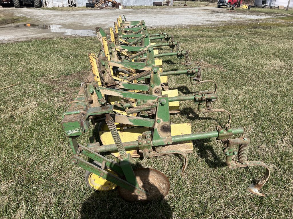 John Deere RM 6 Row Cultivator Wilson National