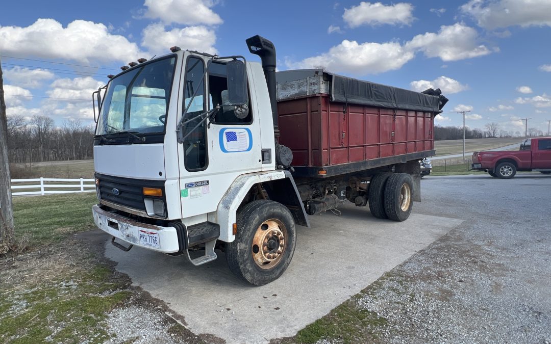 1994 Ford Cargo Grain Truck