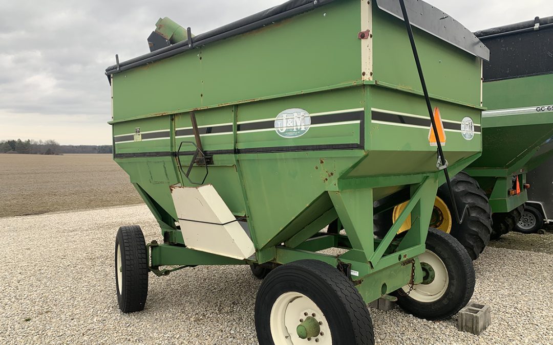 J&M 350 Side Dump Gravity Wagon