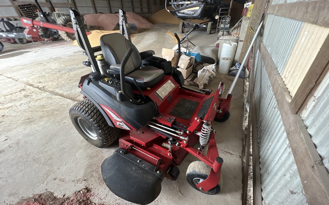 Ferris IS3200Z Zero Turn Lawn Mower