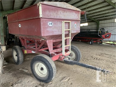 J&M 250-7 SEED WAGON $3,500