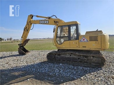 1992 DEERE 490E